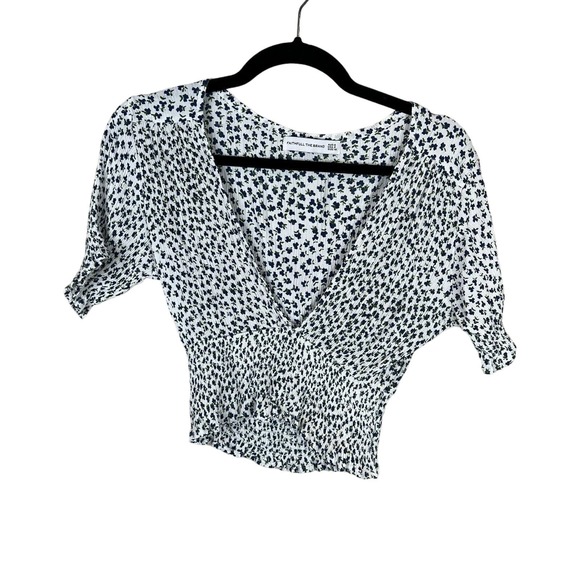 Faithfull The Brand First Light Rae Crop Top Size 2 Blue White‎ Floral Smocked - Picture 1 of 14
